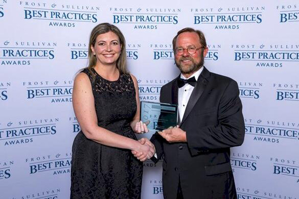 艾仕得喜獲全球修補(bǔ)涂料市場(chǎng)領(lǐng)袖獎(jiǎng)